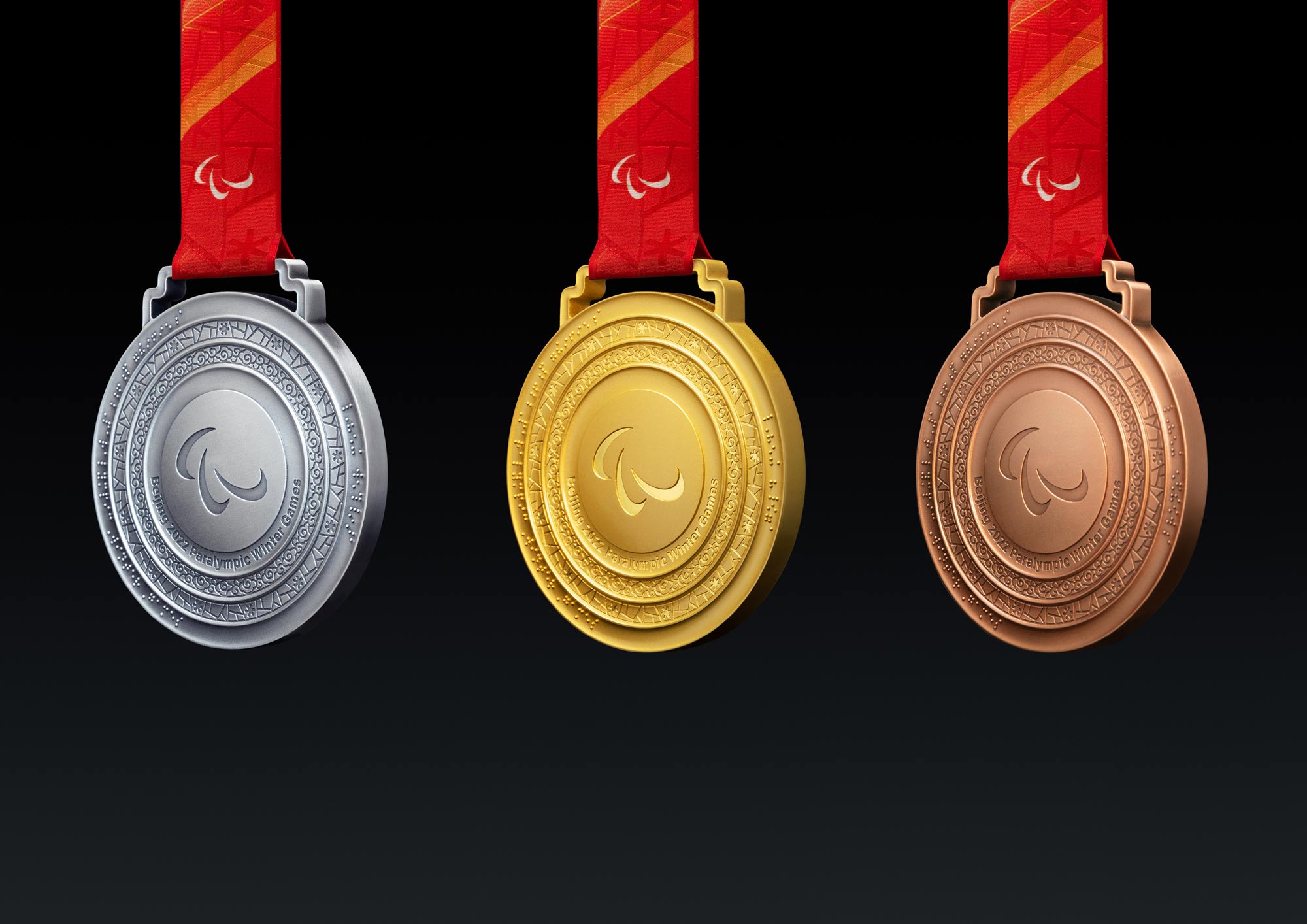 Дизайн параолимпийских медалей для зимней Параолимпиады 2022 в Пекине