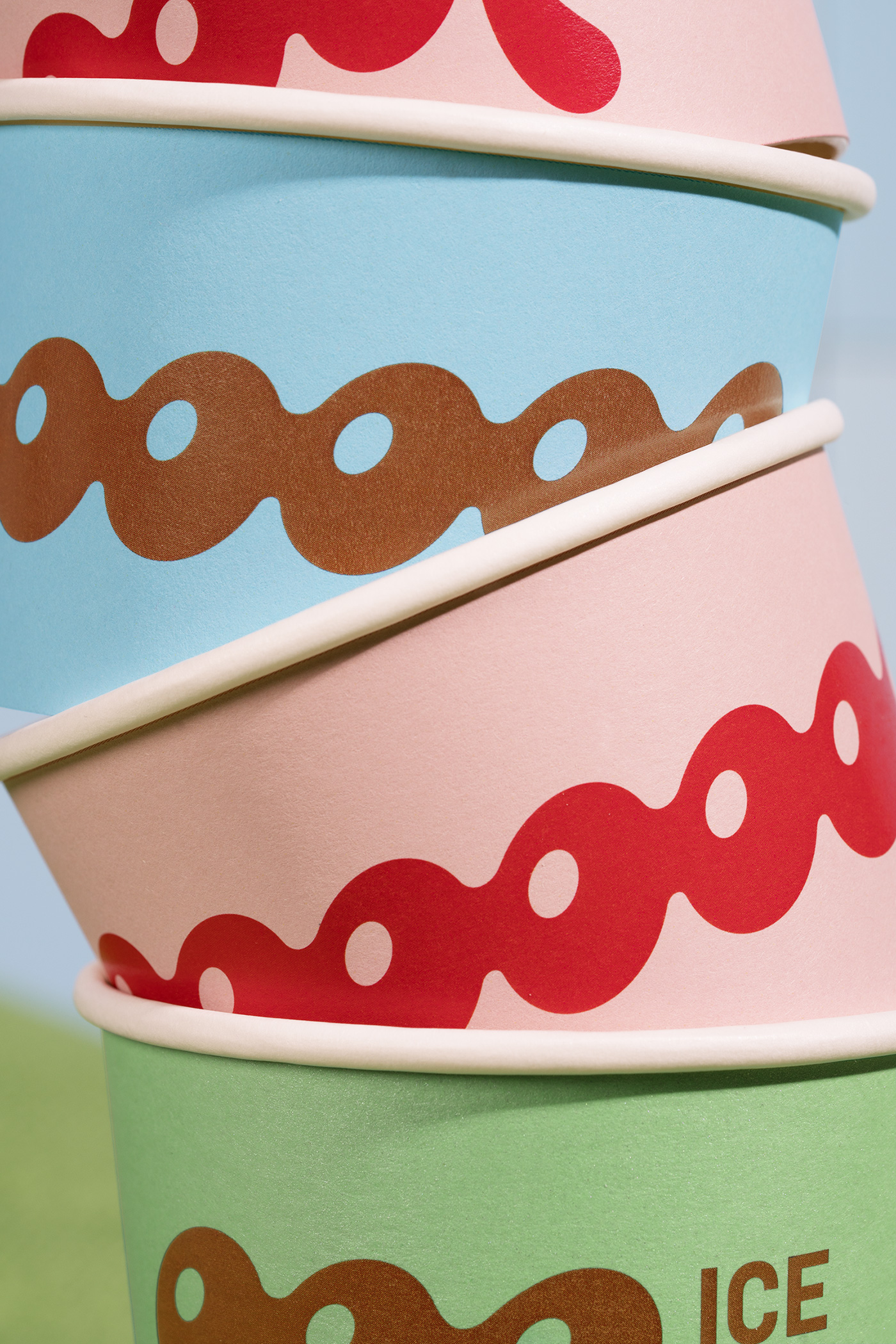 Дизайн айдентики для магазина мороженого