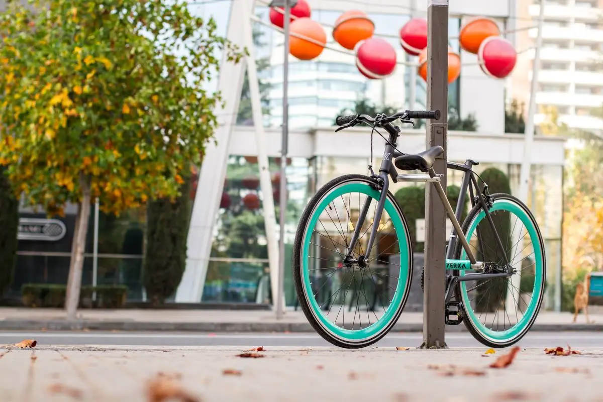 Дизайн городского велосипеда с защитой от воров