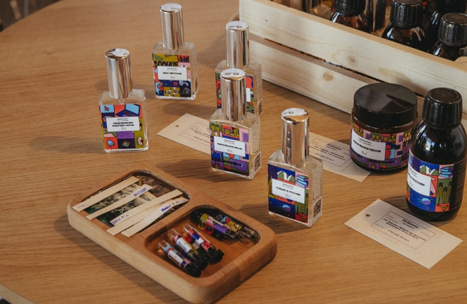«Таврида.АРТ» и biblioteka aromatov выпустили линейку парфюмов совместно с молодыми дизайнерами